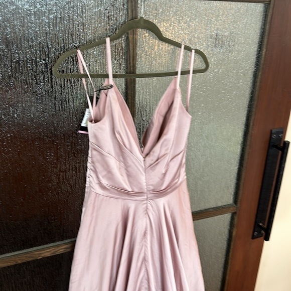 La Femme
Long Satin Dress with Side Slit and V Shaped Back size 8 - Picture 8 of 11